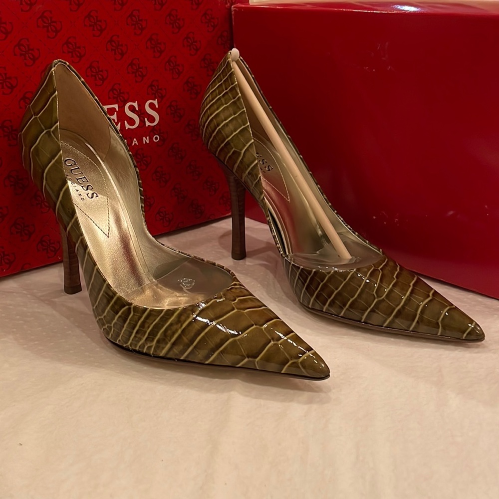 NEW Guess by Marciano Carrie heels in original box
